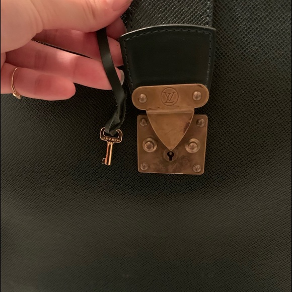 Vintage Louis Vuitton leather briefcase - Picture 8 of 9